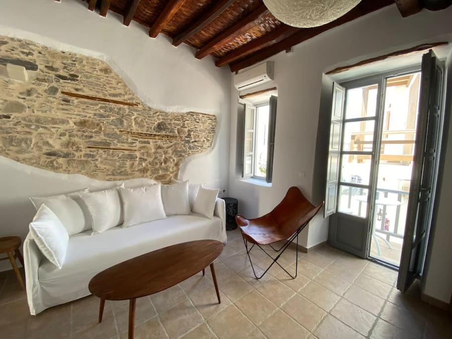 Venghera Naousa Apartment In The Heart Of Naousa Exterior foto